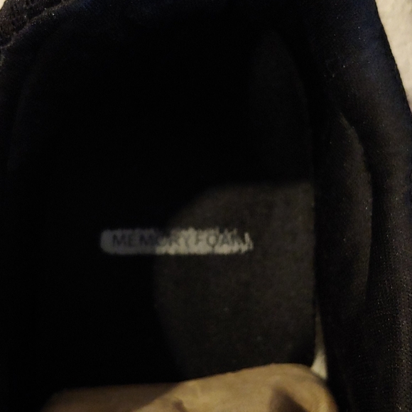 Men's gym shoes - Picture 3 of 4